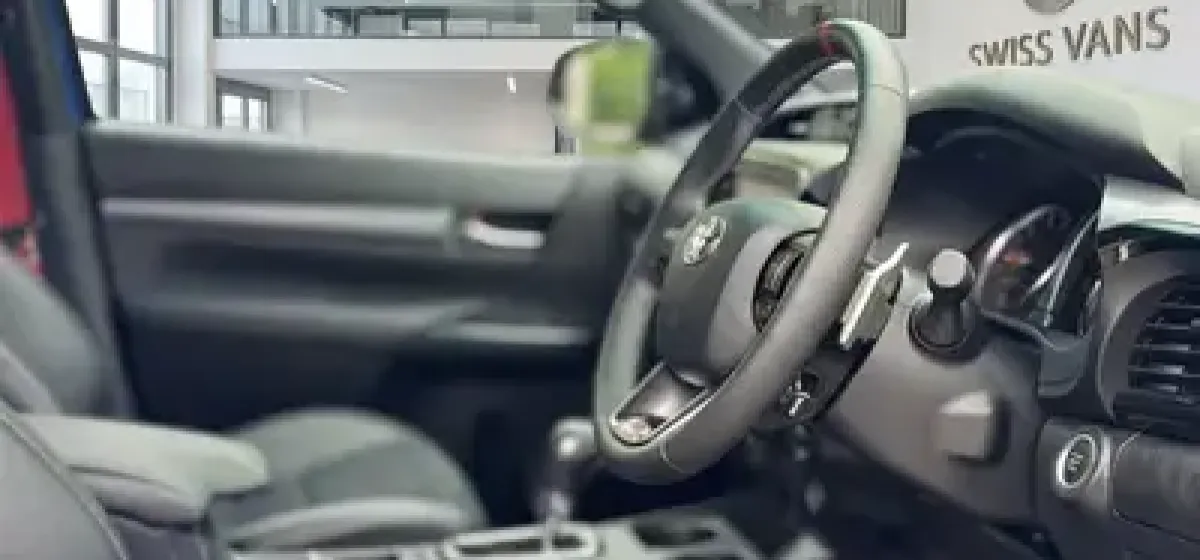 New Toyota Hilux — photo 9