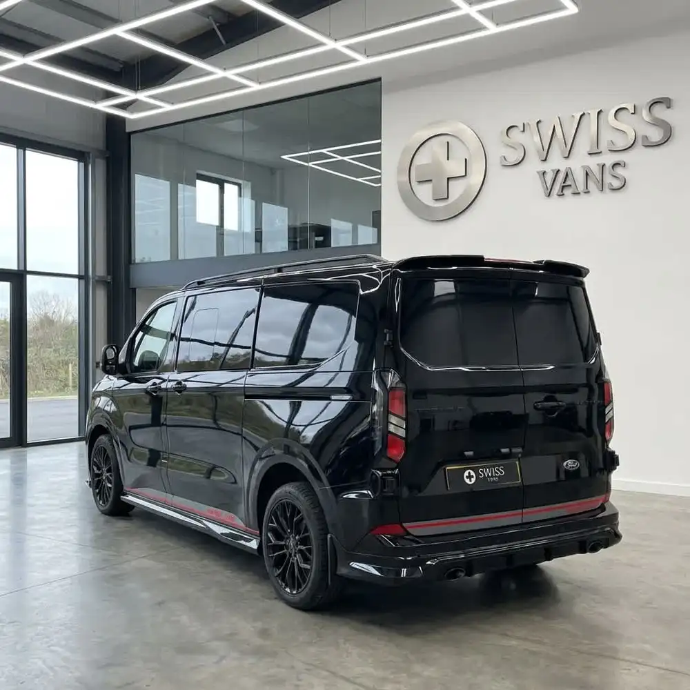 Ford Transit Custom Crew Cab — photo 3
