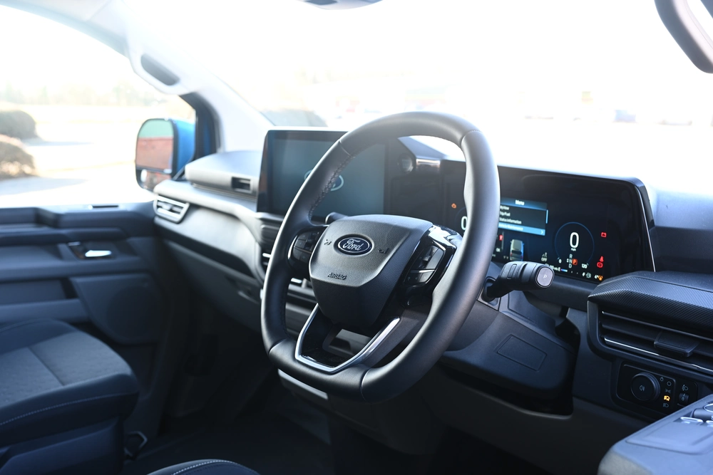 Ford Transit Custom Double Cab — photo 5