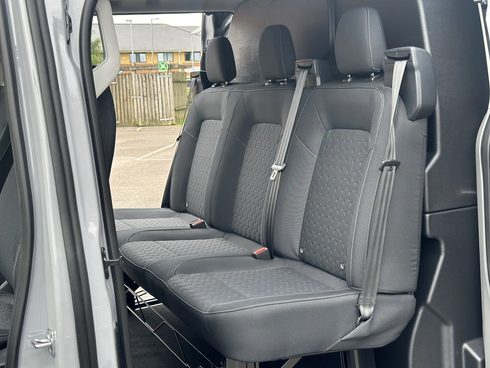 Ford Transit Custom Double Cab — photo 17