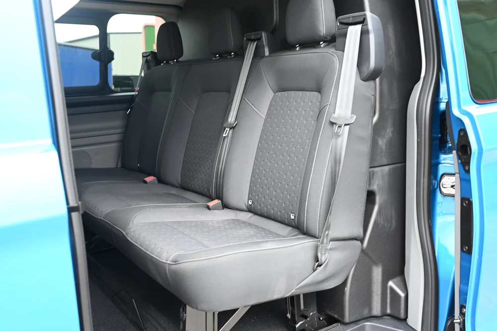 Ford Transit Custom Double Cab Lease — photo 14