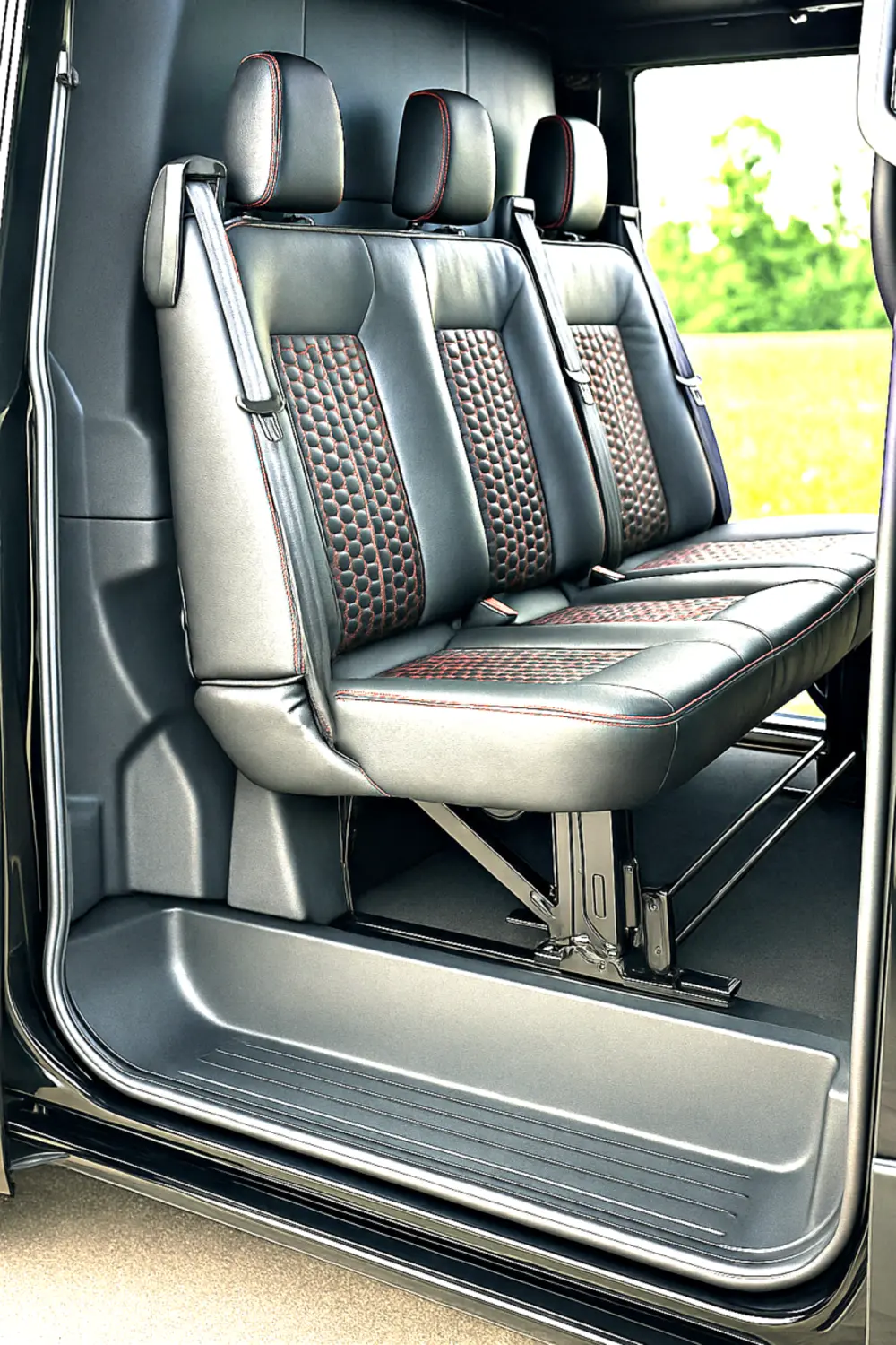 Ford Transit Custom Double Cab Lease — photo 16