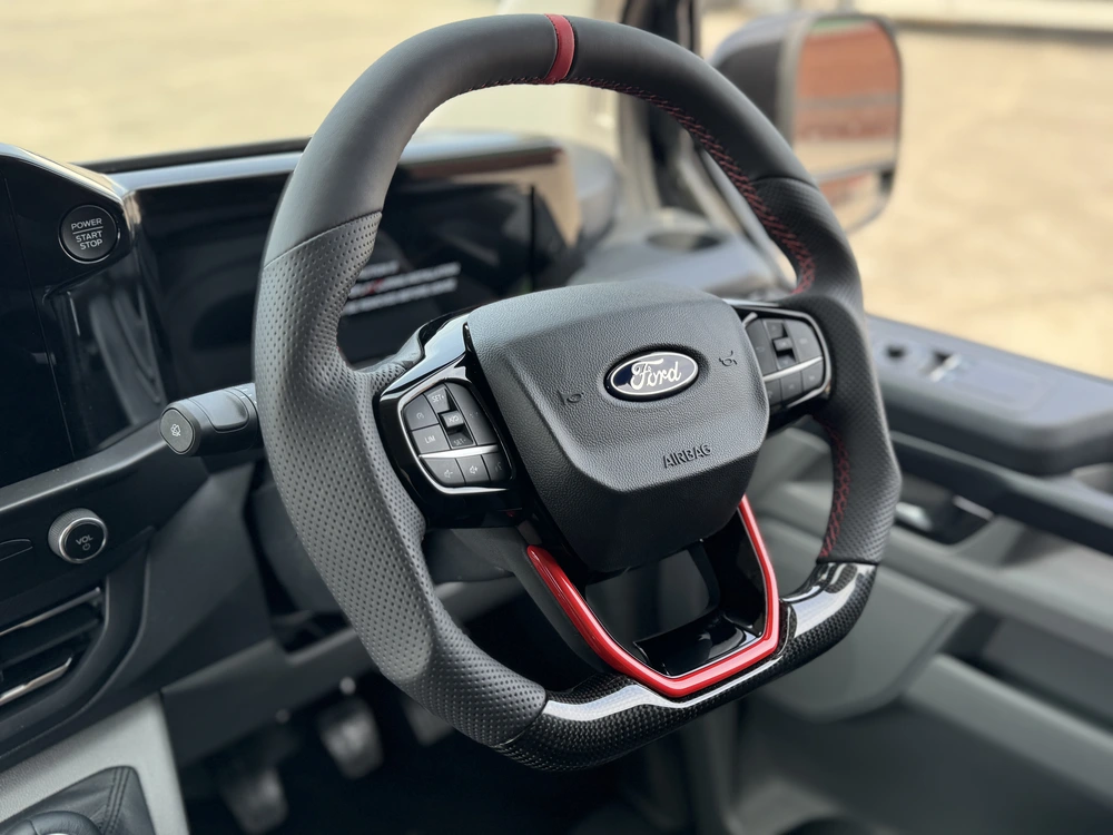Ford Transit Custom Double Cab Lease — photo 18