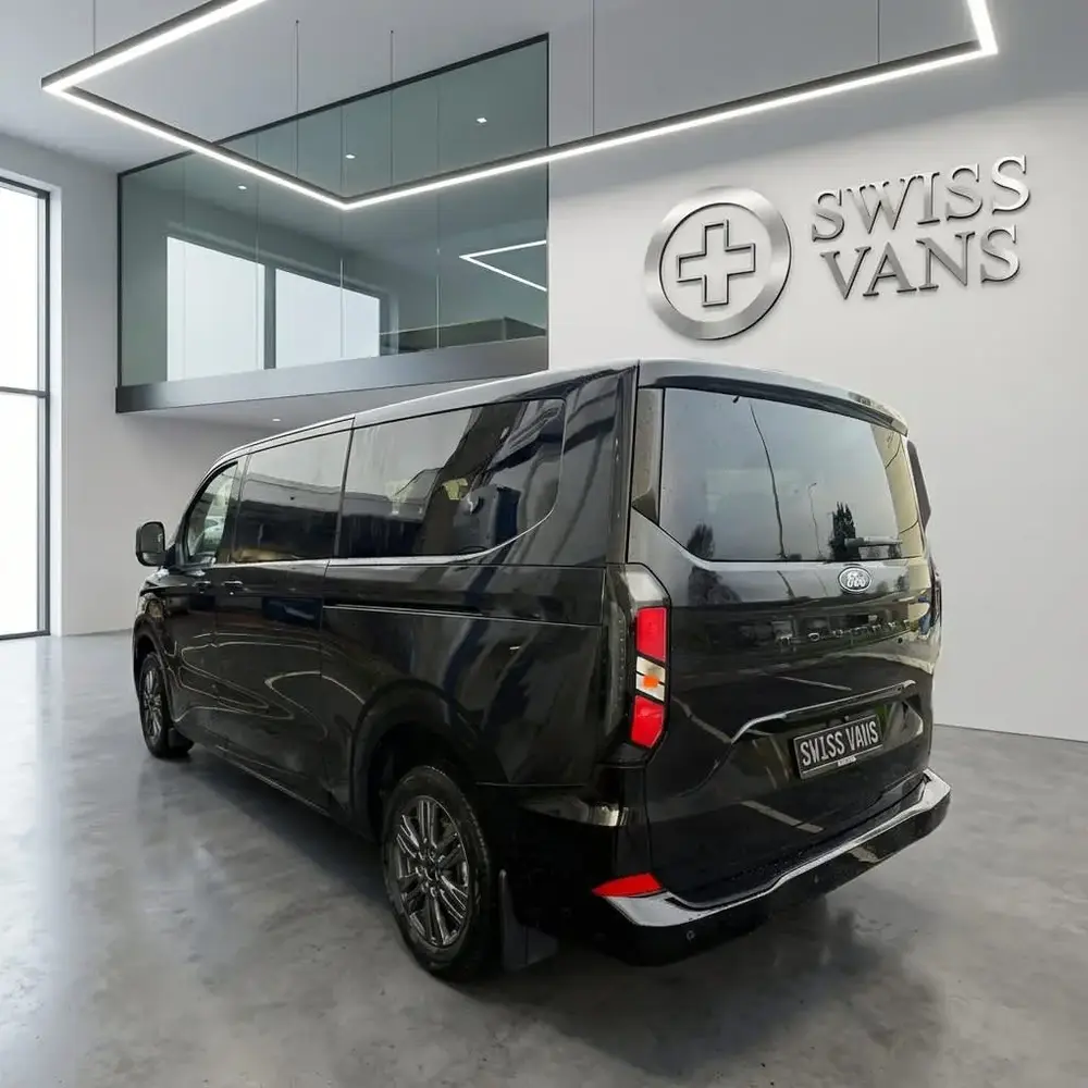 Ford Tourneo Custom Lease — photo 2